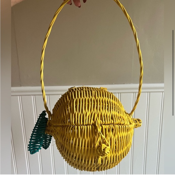 Revolve LPA Wicker Lemon bag - Picture 2 of 3